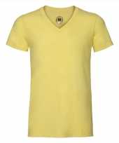 Getailleerde heren t shirt met v hals geel